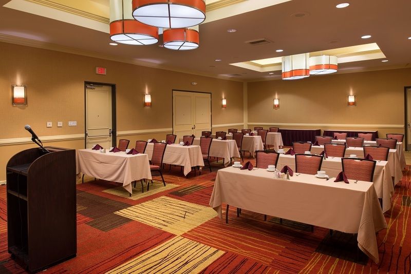 Courtyard By Marriott Oxnard/Ventura Hotel Exterior photo