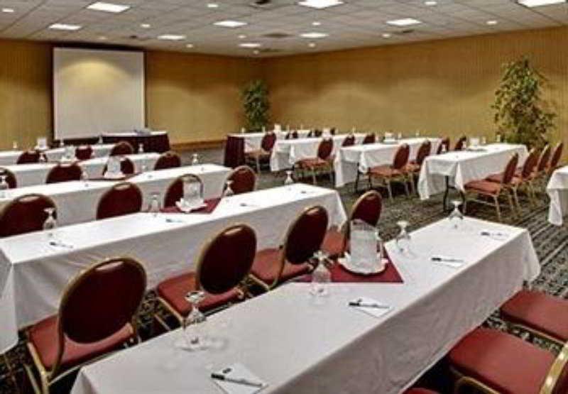 Courtyard By Marriott Oxnard/Ventura Hotel Facilities photo