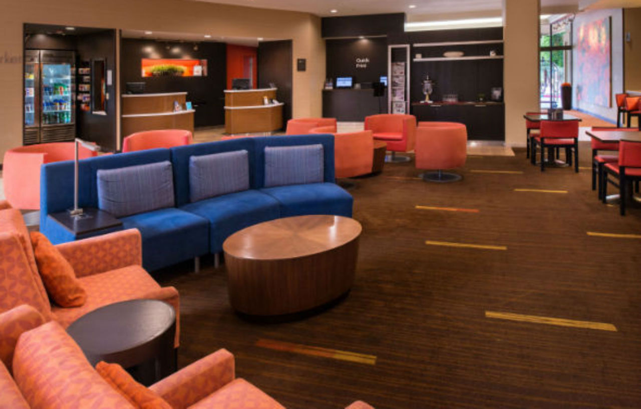 Courtyard By Marriott Oxnard/Ventura Hotel Exterior photo